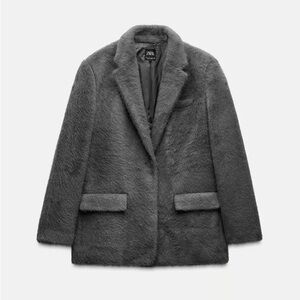 🦋 Bloggers Favorite 🦋 NWT Zara Faux Fur Soft Oversized Straight Cut Blazer M